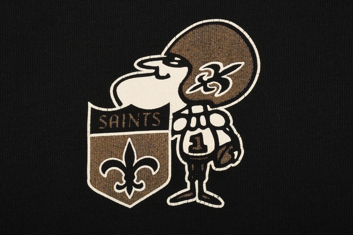 vintage saints crewneck