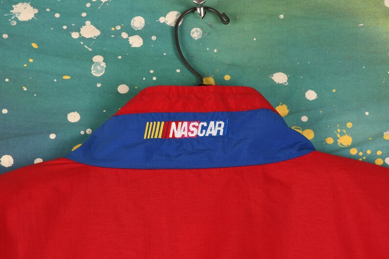 vintage 90s JEFF GORDON #24 Dupont NASCAR Racing Jacket