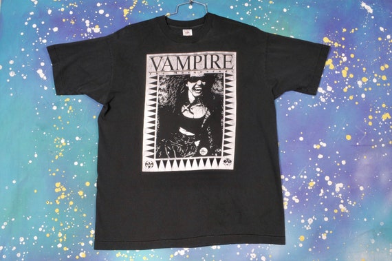 VAMPIRE The Masquerade T-shirt Size XL