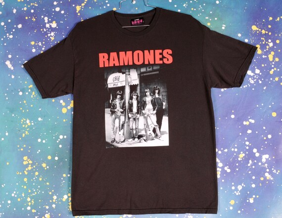 Vintage RAMONES Punk Rock T-Shirt