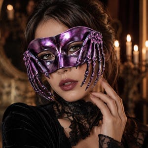 Maschera viola a metà viso per Halloween, maschera per mani e occhi a forma di teschio fantasma in stile retrò, maschera a sfera per il trucco, accessori per costumi di gioco di ruolo gotici horror
