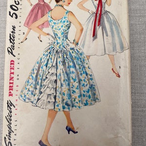 Einfachheit 1415, ein Stück Junior vermisst Kleid, ikonische 1950 Kleid