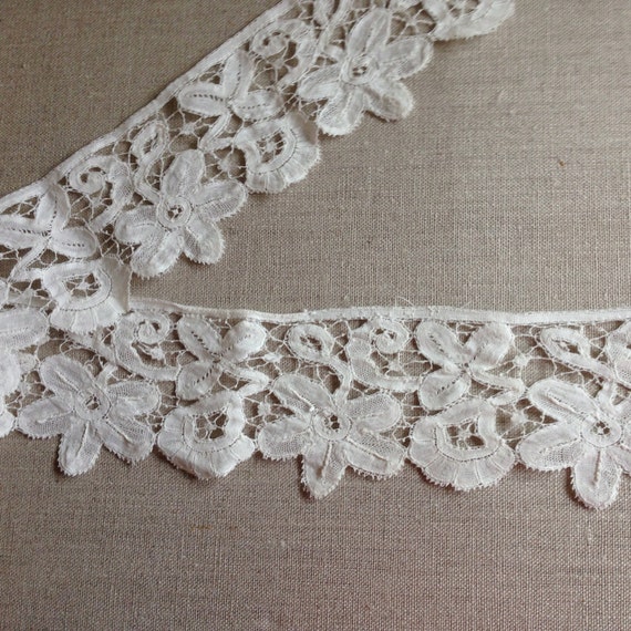 Items similar to Handmade tape lace, 19th century, floral with spider ...