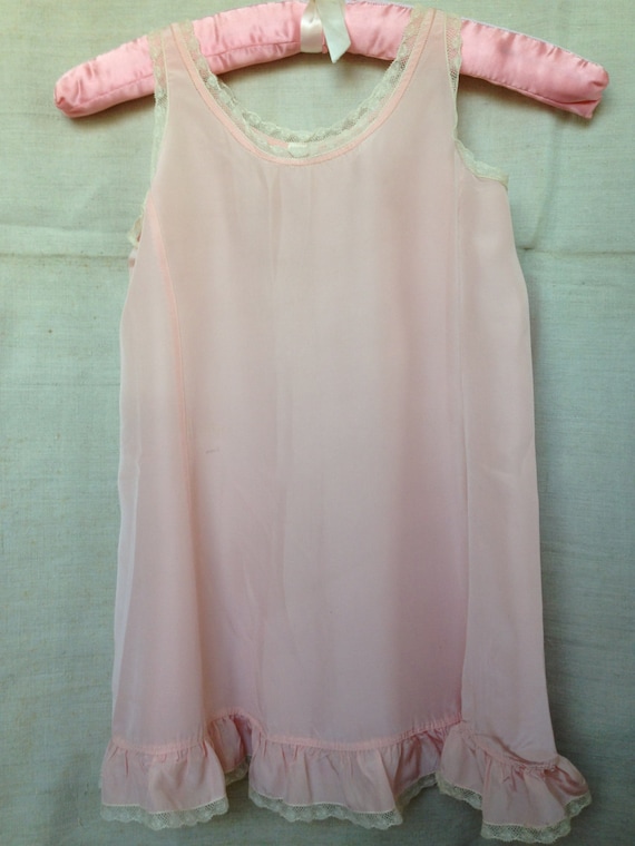 Vintage Girls 1940's pink rayon full slip