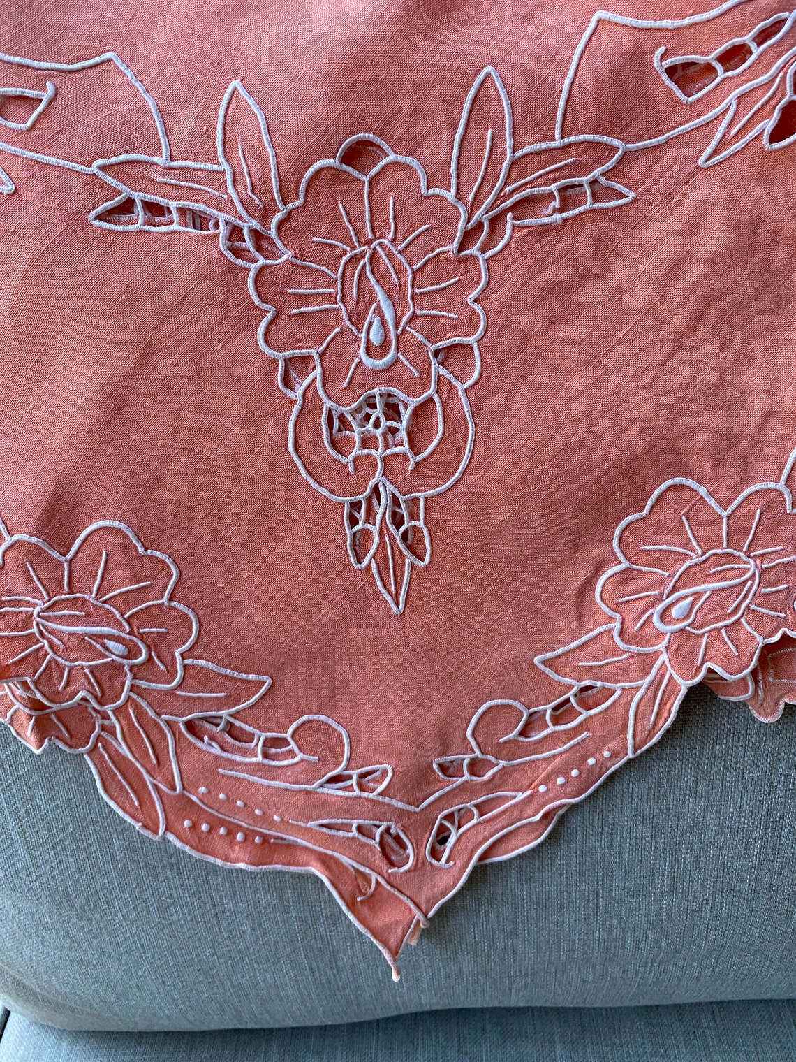 Beautiful Salmon Pink Vintage Linen Tablecloth and 10 Napkins Etsy UK