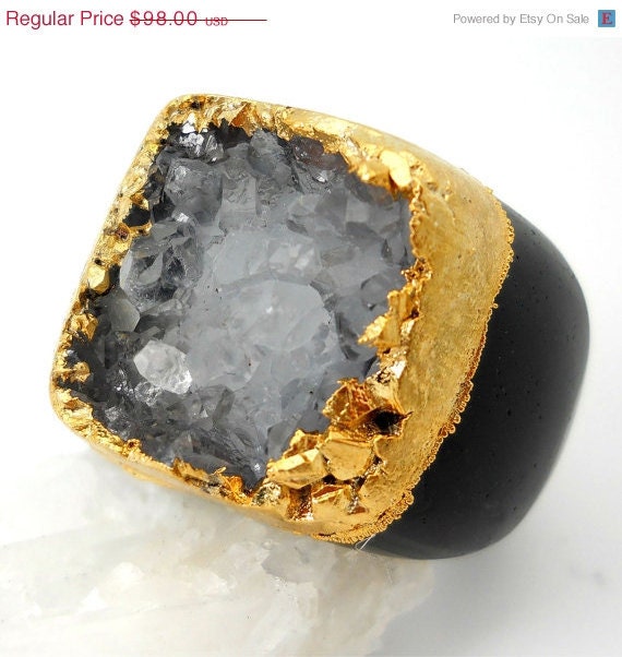 THE ELARA DRUZY RING- IVORY