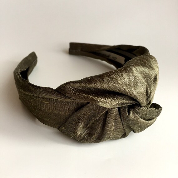 Fascia per capelli con nodo superiore a quadri di bufalo, rossa, nera e grigia, stile vintage anni '40, accessori per capelli, fascia per capelli annodata antiscivolo per donna - Italia