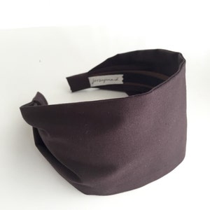 Eenvoudige effen BRUINE katoenen hoofdband extra breed aangesloten chocoladebruine Aliceband-haarband neutrale haarband cadeau voor haar onder de 25 jaar