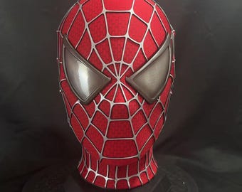 Maschera di Spider-Man personalizzata, rossa, stile Sam Raimi, per cosplay, indossabile, accessorio cinematografico.