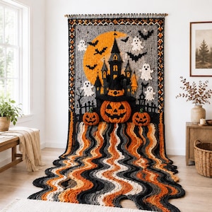 Virkmönster för spökhustapet i PDF-format, stor väggbonad med Halloween-spöken och fladdermus, häxiga krusningar i fransar