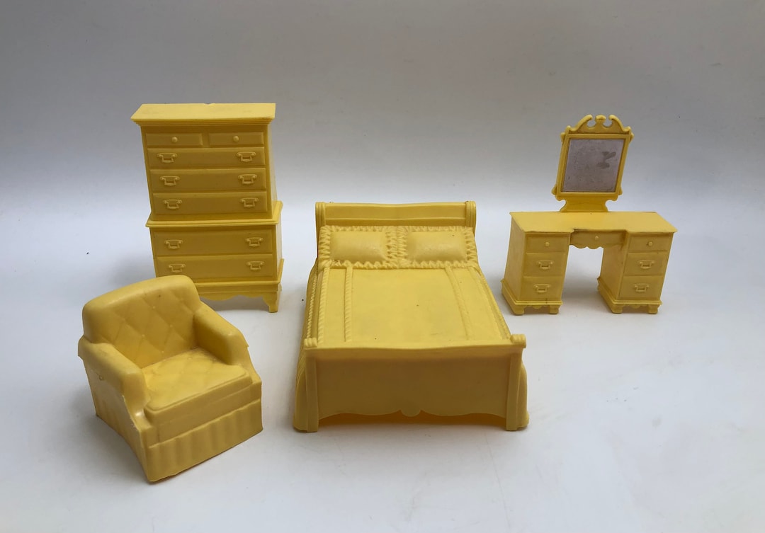 Vintage Plastic Dollhouse Furniture Yellow Marx Bedroom Bed, Dresser
