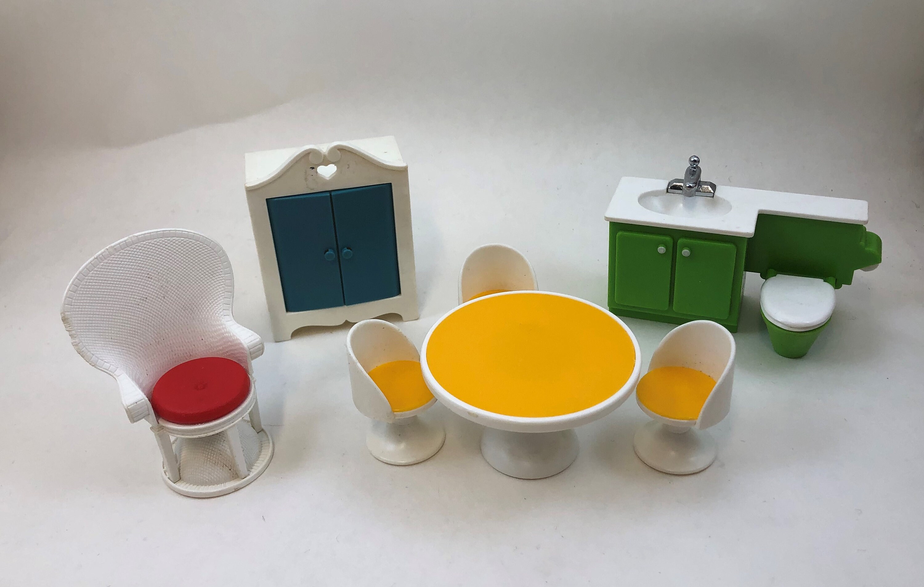 Lot Of Vintage Fisher Price Plastic Dollhouse Furniture Etsy