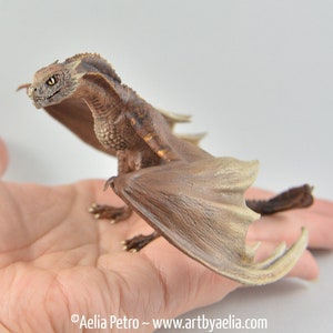 Realistic Baby Dragon Replica Figurine - Cream and Gold Dragon - PRE-ORDER Shipping in 2-8 Weeks