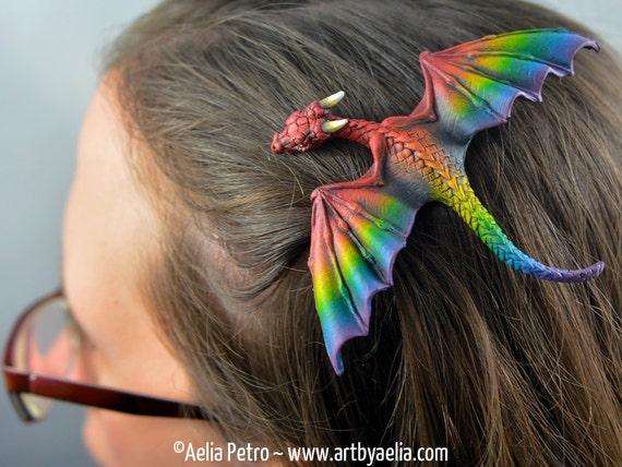 Realistische Baby Rainbow Dragon Hair Clip IN VOORRAAD en klaar