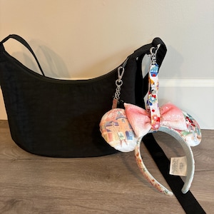 Disney Ear holder keychain
