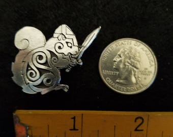 Celtic Armed Squirel  ( Gard your Nuts !)