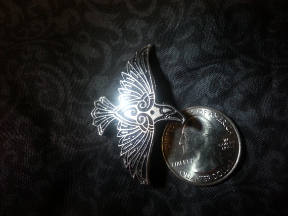 Silver Plate Engraved Viking Raven Brooch Badge Pin Right Facing