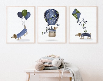 ダックスフントアドベンチャーブルーアートプリント3枚セット、男の子用保育園用ウォールアート、子供部屋の装飾、気まぐれなソーセージドッグアート、男の子用ギフト、プレイルームアート