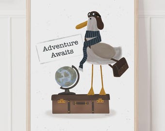冒険が待っているウォールアートプリント - カモメの旅のイラスト、海岸沿いの保育園の装飾、子供部屋のアート、気まぐれな鳥のプリント、冒険ギフト
