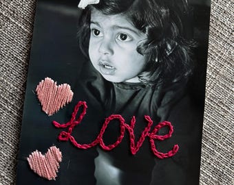 Impresión fotográfica con texto bordado personalizado, frase cosida a mano, regalo personalizado para parejas, recuerdo único de boda y aniversario.