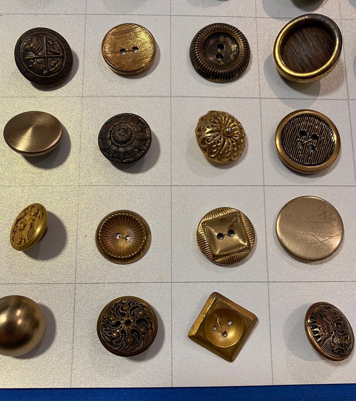 Button Collectors Bonanza Large Vintage Unique Collectible Etsy