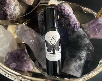 VARO | Handmade Perfume Oil, Violet, Sandalwood Fragrance, Witchy Perfume Oil, Gothic Perfume Oils, Unisex Cologne, Luxury Gifts, Surrealist