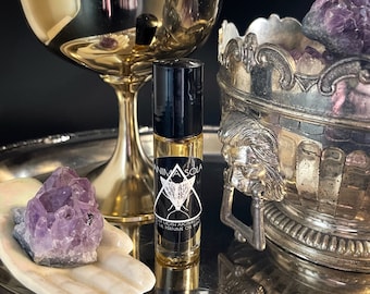 ANIMA SOLA | Clove, Vanilla & Honey Perfume Oil, Luxury Goth Gifts, Unisex Mysterious Dark Academia Fragrance, Witchy Cottagecore Perfume