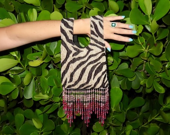 Mini-handtas met geknoopte zebraprint en rand met kralenrand