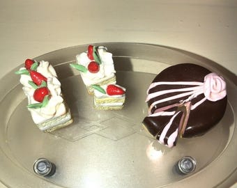 Handmade Dollhouse 1/6 Yellow Layer Cake Slice Strawberry Chocolate Miniature