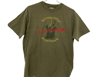 Vintage Monty Phyton The Holy Grail Its Just Flesh Wound Y2K TShirt Green Medium