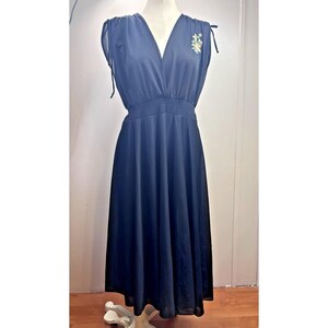 old navy wrap dress XS short-sleeve V-Neck Summer Knee Length Retro Hippie Add a trend led style into your wardrobe this season from Yours Curve Old Navy Babydoll Wrap Dress