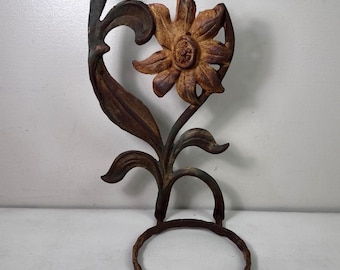 Vtg Cast Iron Flower Plant Stand Holder Rustic Patina Boho Flowercore