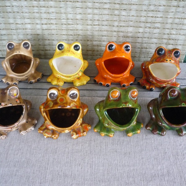 Vintage Ceramic Sink Frog, Retro 70's Kitchen Decor