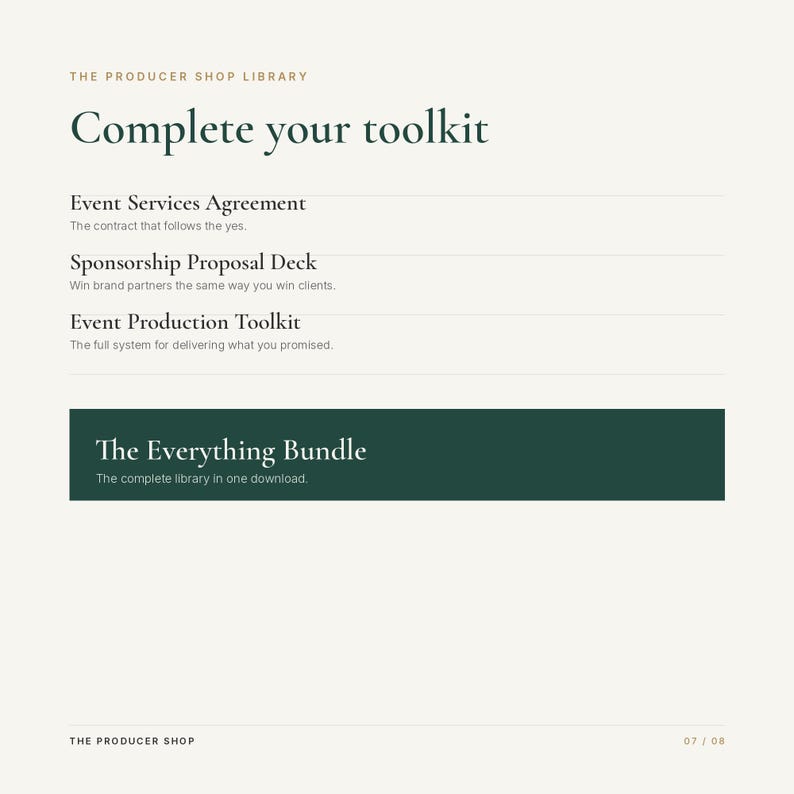 K&ouml;nnte beinhalten: Ein digitales Dokument mit dem Titel The Producer Shop Library Complete your toolkit. Es listet ein Event Services Agreement, Sponsorship Proposal Deck und Event Production Toolkit auf, gefolgt von einem dunkelgr&uuml;nen Feld The Everything Bundle.