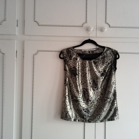 Vest Topsilver and Black Tank Top 1970s 