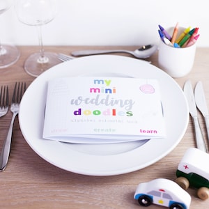 Alphabet Hochzeit Malbuch mit Buntstiften|Hochzeits-Buch für Kinder|Hochzeits-Aktivitäten für Kinder