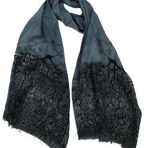 Neuron scarf (Santiago Ramon y Cajal) Grey blue