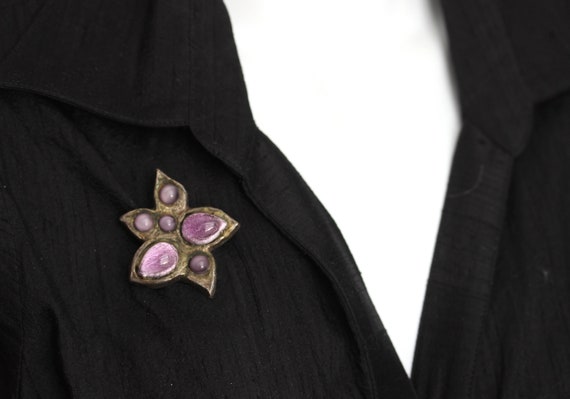 1950s Y. Tindas  bronze brooch purple poured glas… - image 5