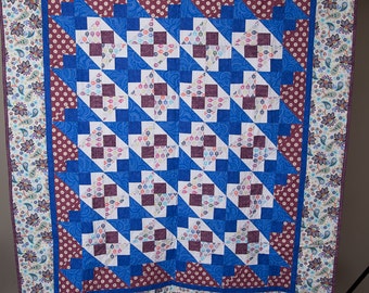 Beautiful Wall or Lap Quilt