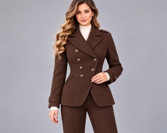 Brauner Damenblazer aus Wolle | Zweireihige Jacke im Militärstil | Eleganter, taillierter Wintermantel | Luxuriöse Oberbekleidung im Vintage-Stil