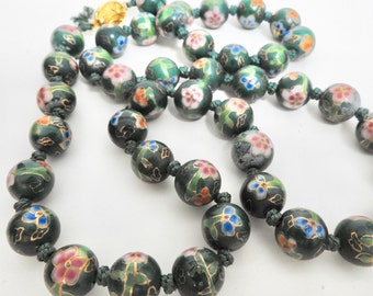 Vintage Hand Painted Green Porcelain Bead Necklace with Mauve Blue Pink and Gold Flowers Chinese Cloisonné Bead necklace Asian Flower beads