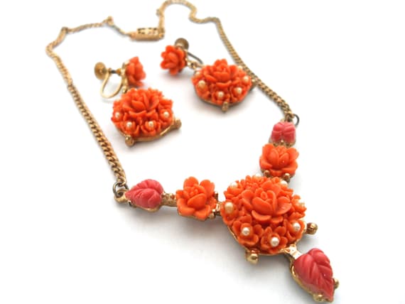 Vintage Carved Coral Pendant Necklace