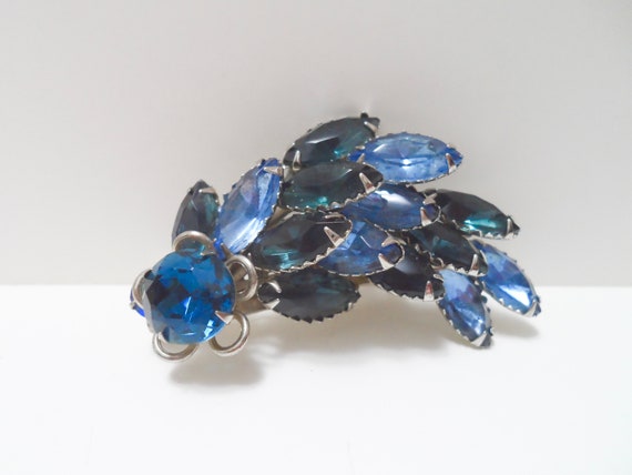 Vintage Blue Rhinestone Brooch Rhinestone Flower … - image 2