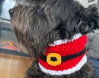 Crochet Santa Dog Scarf: Custom Holiday Snood