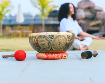 Engraved Tibetan Singing Bowl – Sri Yantra Tree of Life Meditation Sound Healing