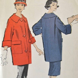 Advance 8772 Misses' coat with cutaway neckline, roll collar and cuffs image 1