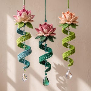Lotus Flower Crochet Pattern PDF, Spiral Hanging Decor, Amigurumi Lotus Suncatcher Tutorial, Twisted Ribbon Crystal Drop, Intermediate