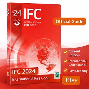 以下が含まれることがあります： 2024年版国際火災規定（IFC）公式ガイドブックは、鮮やかな赤色の表紙に白い文字が特徴です。表紙には「IFC 2024」「International Fire Code」という文字と、地球儀のグラフィックが描かれています。背表紙にもIFC 2024の文字が記載されています。