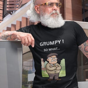 Knorrige oude man T-shirt | Vintage illustratie van knorrige opa
