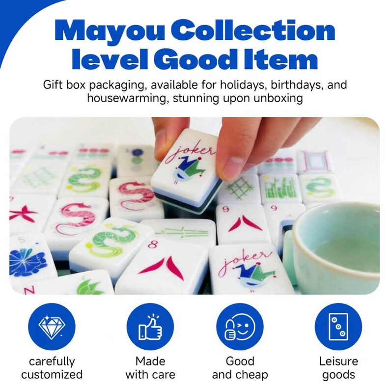 Puede incluir: Un conjunto de fichas de Mahjong blancas con ilustraciones coloridas de dragones, bamb&uacute;, n&uacute;meros y personajes joker. El texto Mayou Collection level Good Item aparece en la parte superior, con iconos para carefully customized, Made with care, Good and cheap y Leisure goods en la parte inferior.